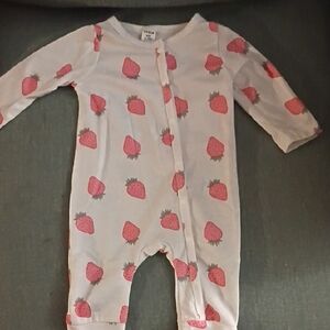 SHEIN Pink Strawberry Print Kids Bodysuit